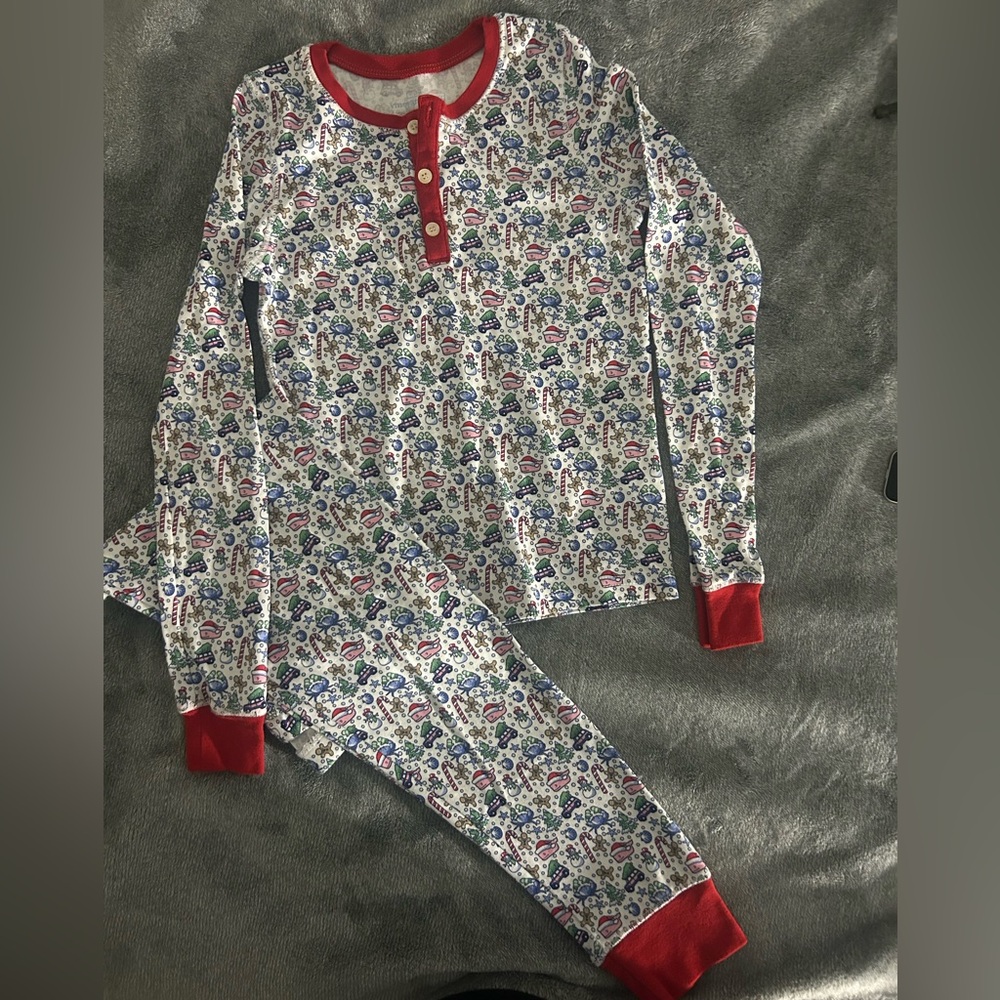 Vineyard Vines Kids Pajama Set with Red and Blue Accents